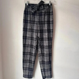 Soho | High-Waisted Paperbag Pants Black & Cream White Tan Plaid - Size S